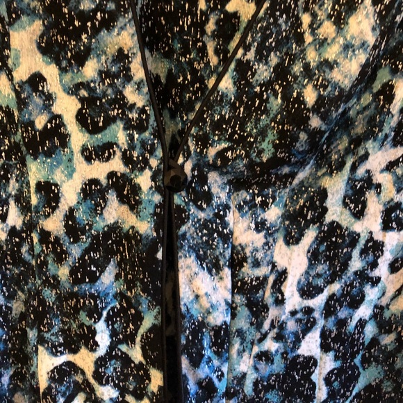 Blue, White, & Black Animal Print Tank Top Jacket - Picture 2 of 8